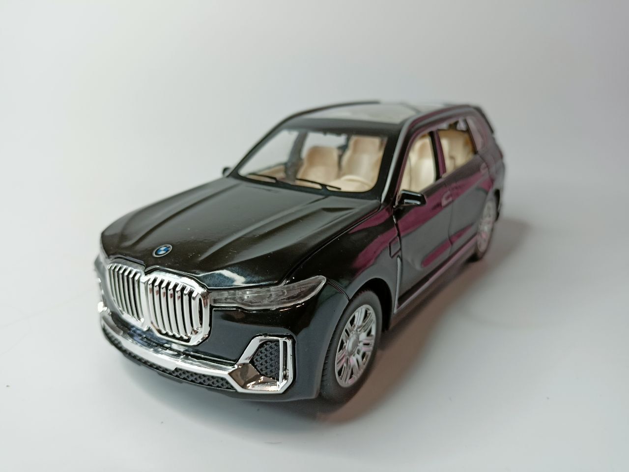 Коллекционная машинка игрушка металлическая BMW X7 для мальчиков масштабная  модель 1:24 черный - купить с доставкой по выгодным ценам в  интернет-магазине OZON (859437522)