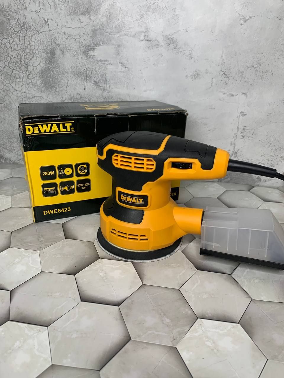 Шлифмашина угловая DeWalt 005D - купить по низким ценам в интернет-магазине  OZON (1430248923)