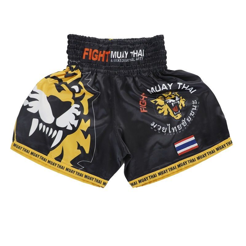 Шорты Muay Thai MT 300 на бойце