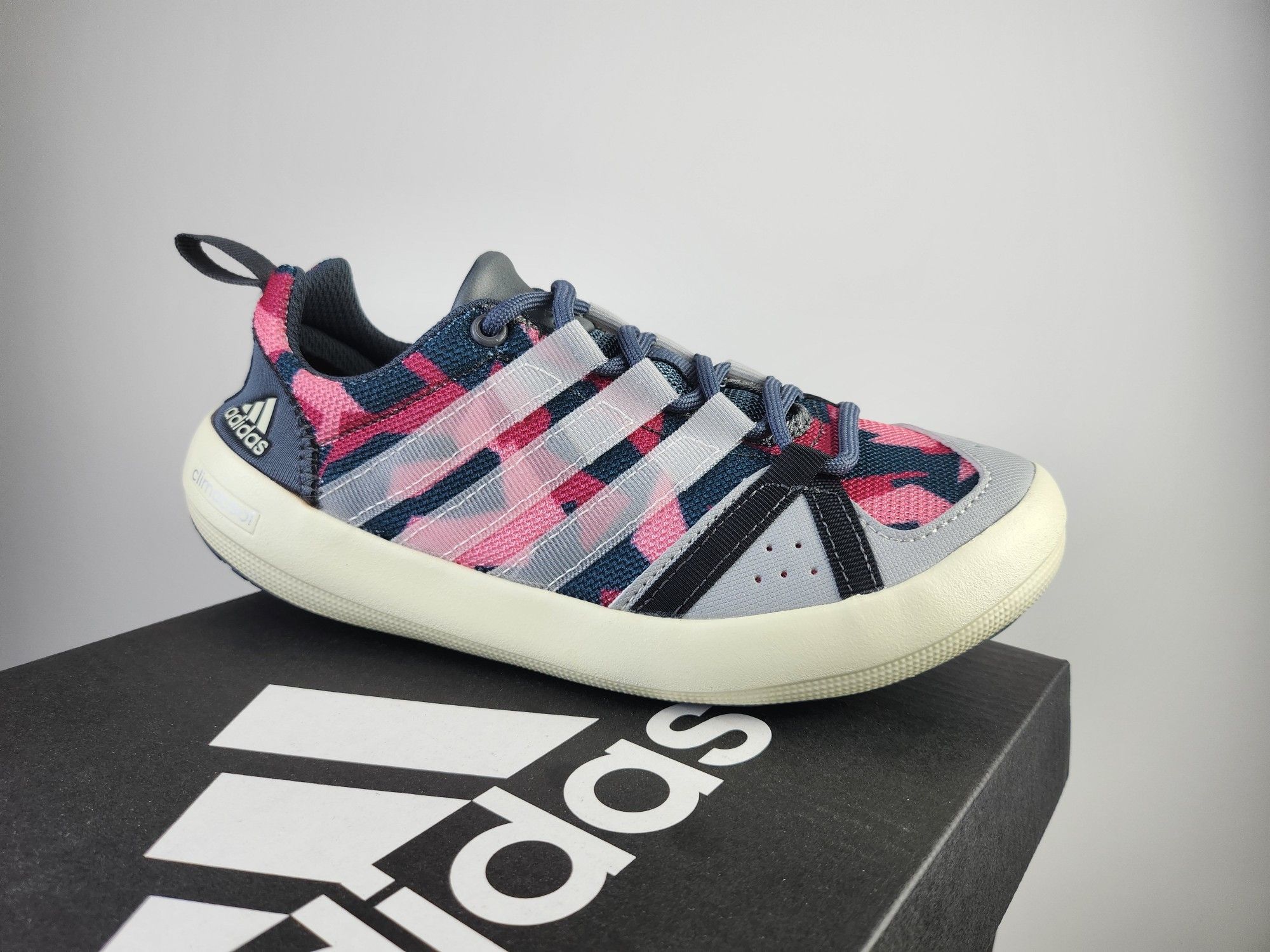 АквашузadidasClimacoolDarogaTw