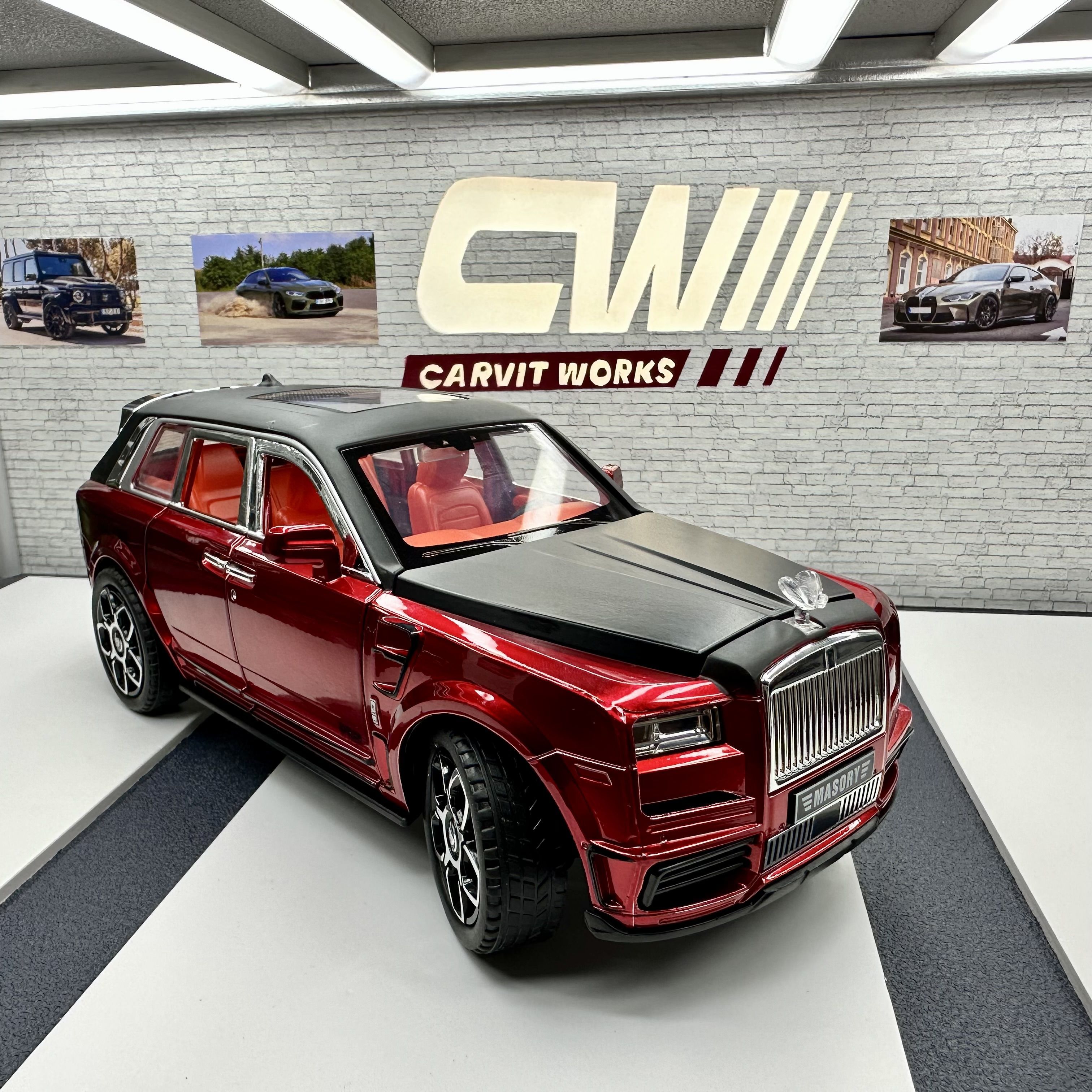 Машинка металлическая Роллс Ройс Куллинан Rolls-Royce Cullinan Mansory  красно-черный, масштаб 1:20, длина 23 см., свет и звук, открываются двери,  капот и багажник - купить с доставкой по выгодным ценам в интернет-магазине  OZON ...