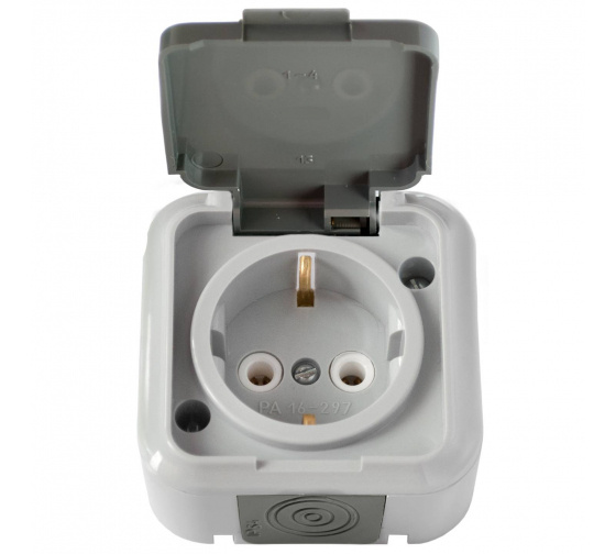 Беларусь Розетка с заземлением наружная IP54 код. Розетка РА16-297(03 ...