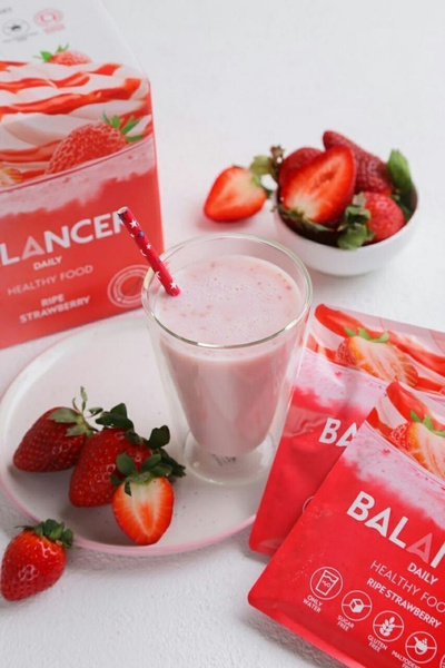 Коктейль BALANCER DAILY со вкусом Спелая клубника - купить с доставкой ...