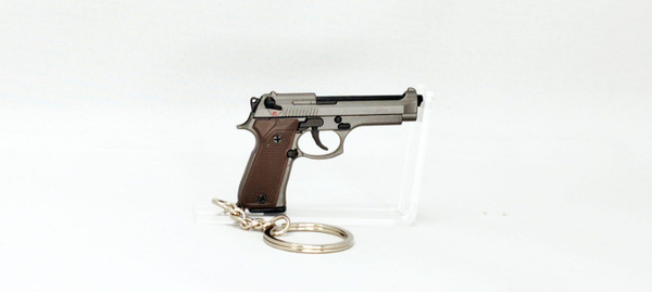 Модель пистолета Beretta 92 1/4 масштаб брелок никель - купить с ...