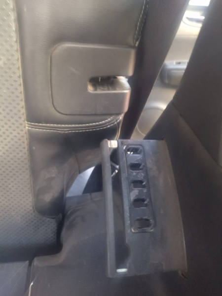 Проставки фиксации заднего сиденья NISSAN X-TRAIL, арт0000002 - купить ...