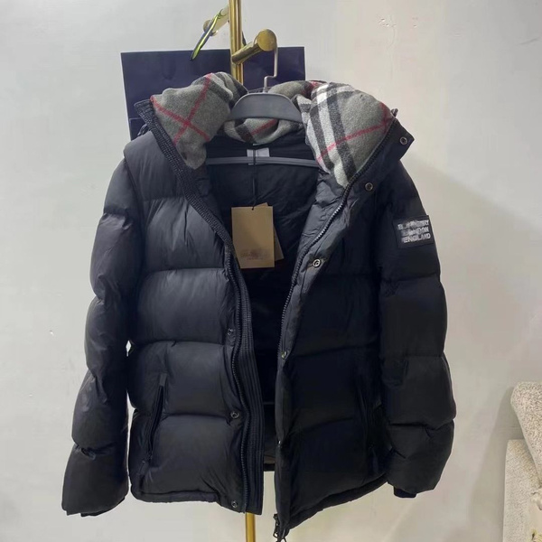 Пуховик Burberry - купить с доставкой по выгодным ценам в интернет ...