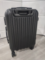 Чемодан на колесах Черный, размер S, ударопрочный, в отпуск, багаж, чемодан пластиковый Ridberg Travel #22, Сергей С.
