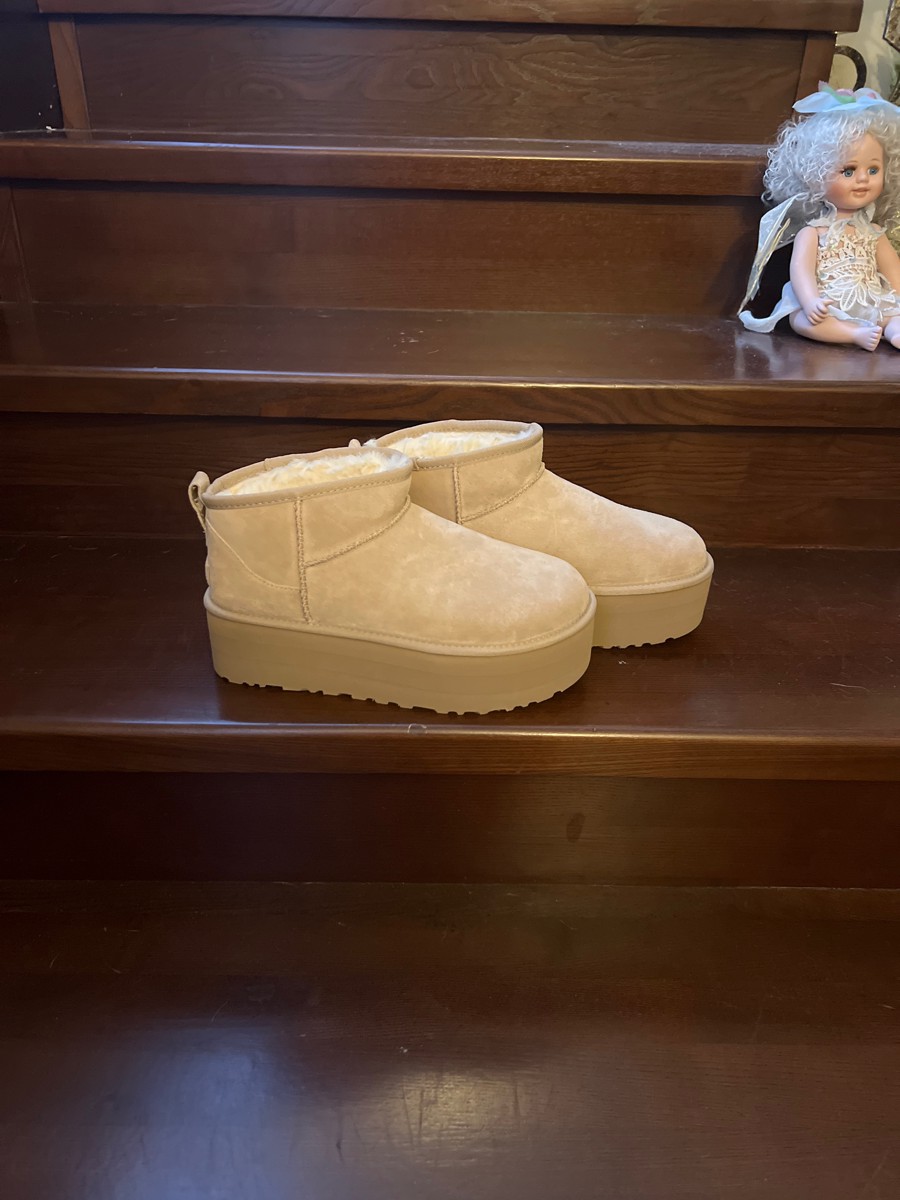 custom review-UGG Термостойкие Ботинки с Резистентной Подошвой 9 см Женские Песочного Цвета