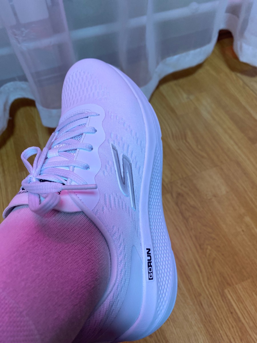 custom review-Skechers GO RUN Elevate Противоскользящие Дышащие Легкие Низкие Беговые кроссовки Женские Белые