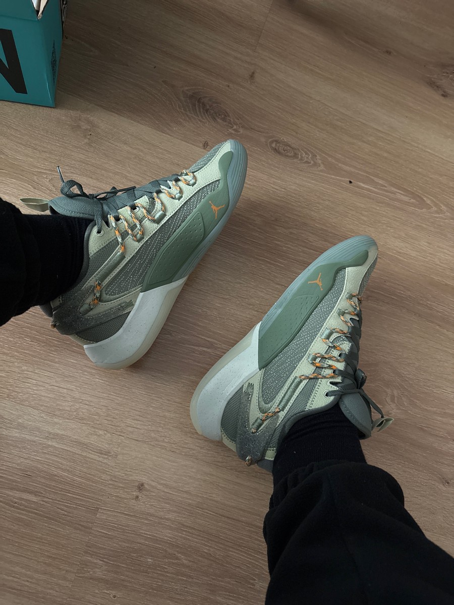 custom review-Джордан Luka 2 PF Shock Absorbers Slip-Resistant Low-Top Баскетбольные Кроссовки Мужские Зеленые Азиатская Версия