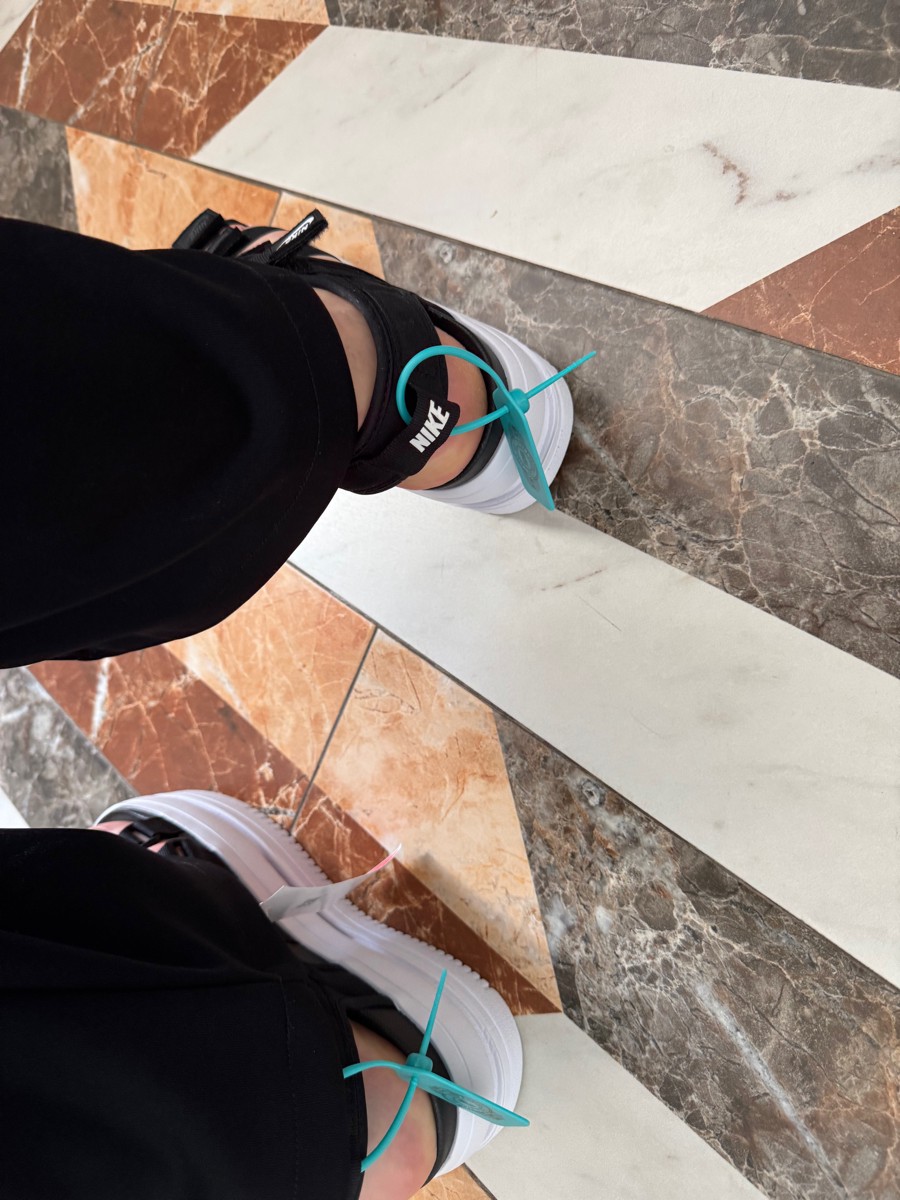 custom review-Nike Icon Classic Пляжные сандалии Женские Черный Белый