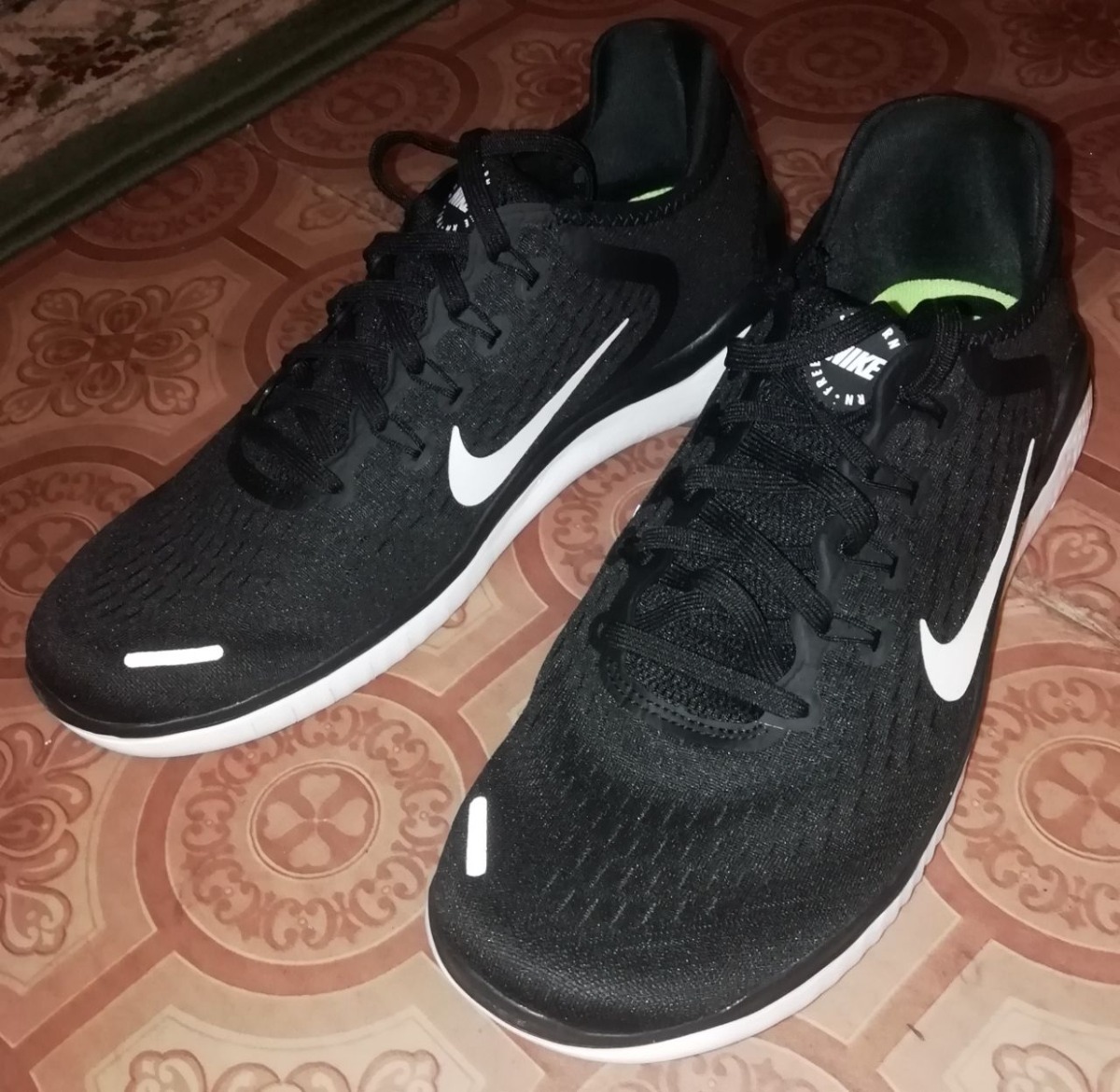 custom review-Nike Free RN Low Топ Повседневные Беговые Кроссовки Мужские Черно-Белые