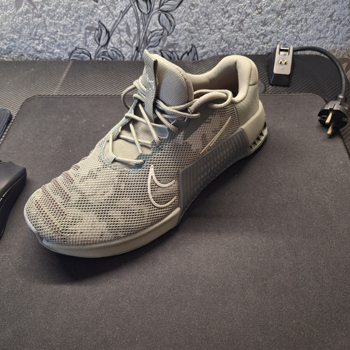 custom review-Nike Metcon 9 Amp Low Топ Кроссовки для тренировок Мужские Армейский зеленый