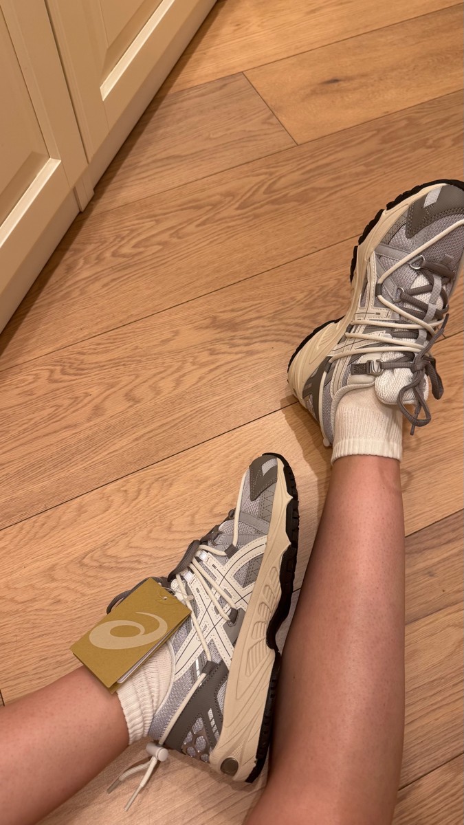 custom review-ASICS Gel Kahana TR v2 Беговые кроссовки Низкий верх Светло-серый Унисекс