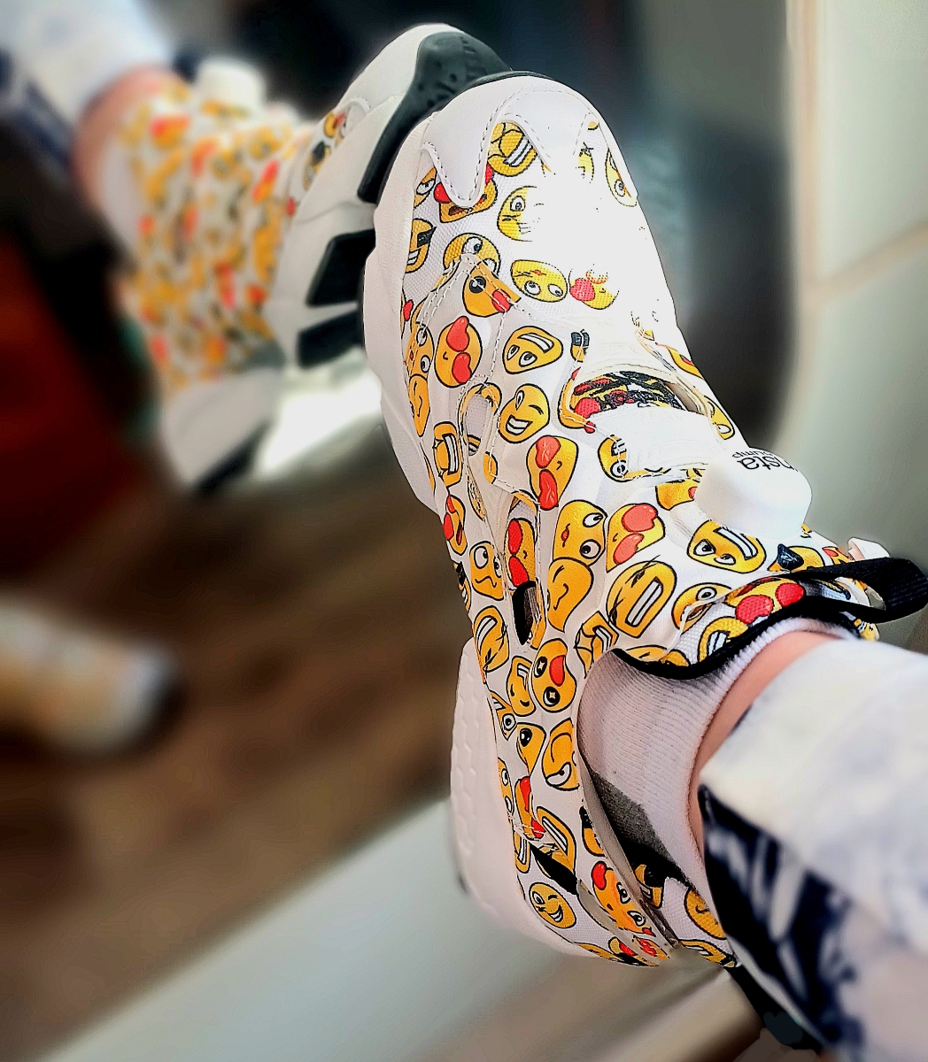 custom review-Reebok совместный Instapump Fury OG Смайлик Низкий Топ Спортивная Повседневная Обувь Унисекс Желтый Белый