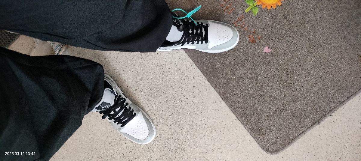 custom review-Jordan Air Jordan 1 MID 'Светлый Дымчатый Серый' Устойчивый к Износу MID Топ Винтажные Баскетбольные Кроссовки Мужские Дымчатый Серый