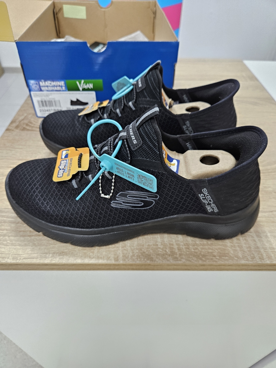 custom review-Skechers Summits Slip Ins Теннисные кроссовки Вспышка Технология Устойчивость к истиранию Дышащий Низкий верх Повседневная обувь Мужской Черный