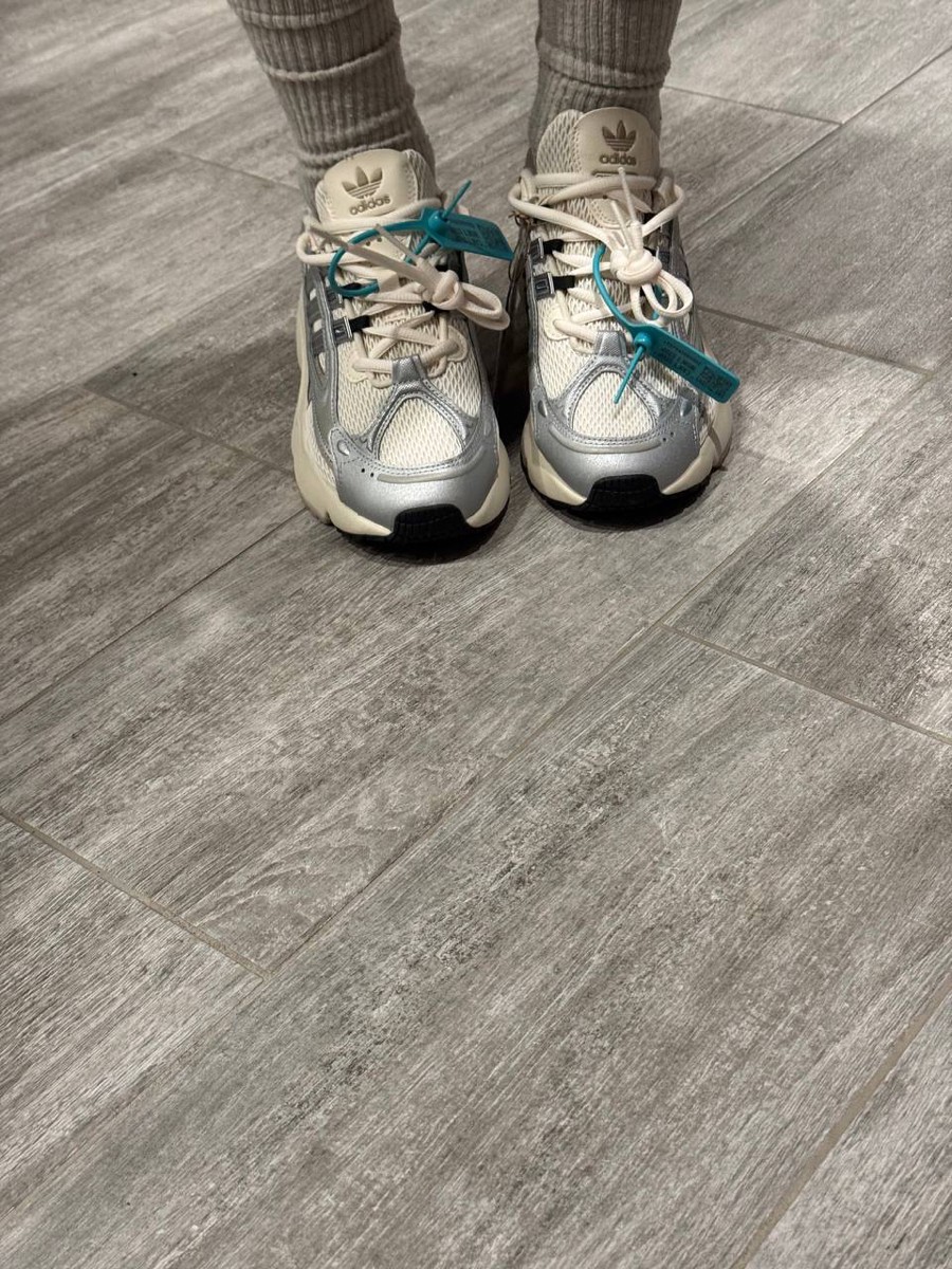 custom review-Adidas Originals Ozmillen Дышащий Низкий Топ Повседневные Беговые Кроссовки Женские Белые Серебристо-Серые