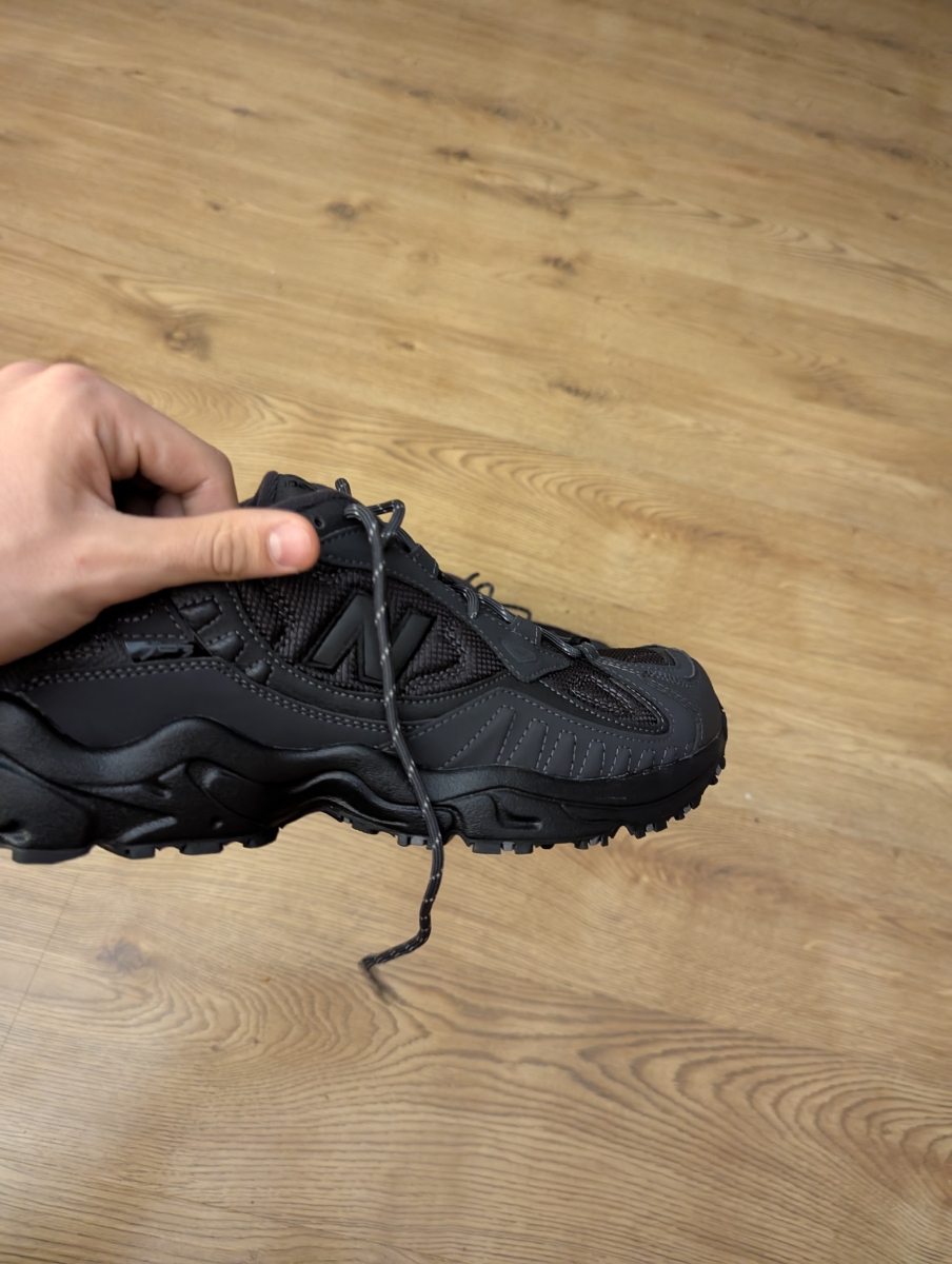 custom review-New Balance NB 703 Износостойкий и Легкий Низкий Топ Походная Обувь Мужская Черная