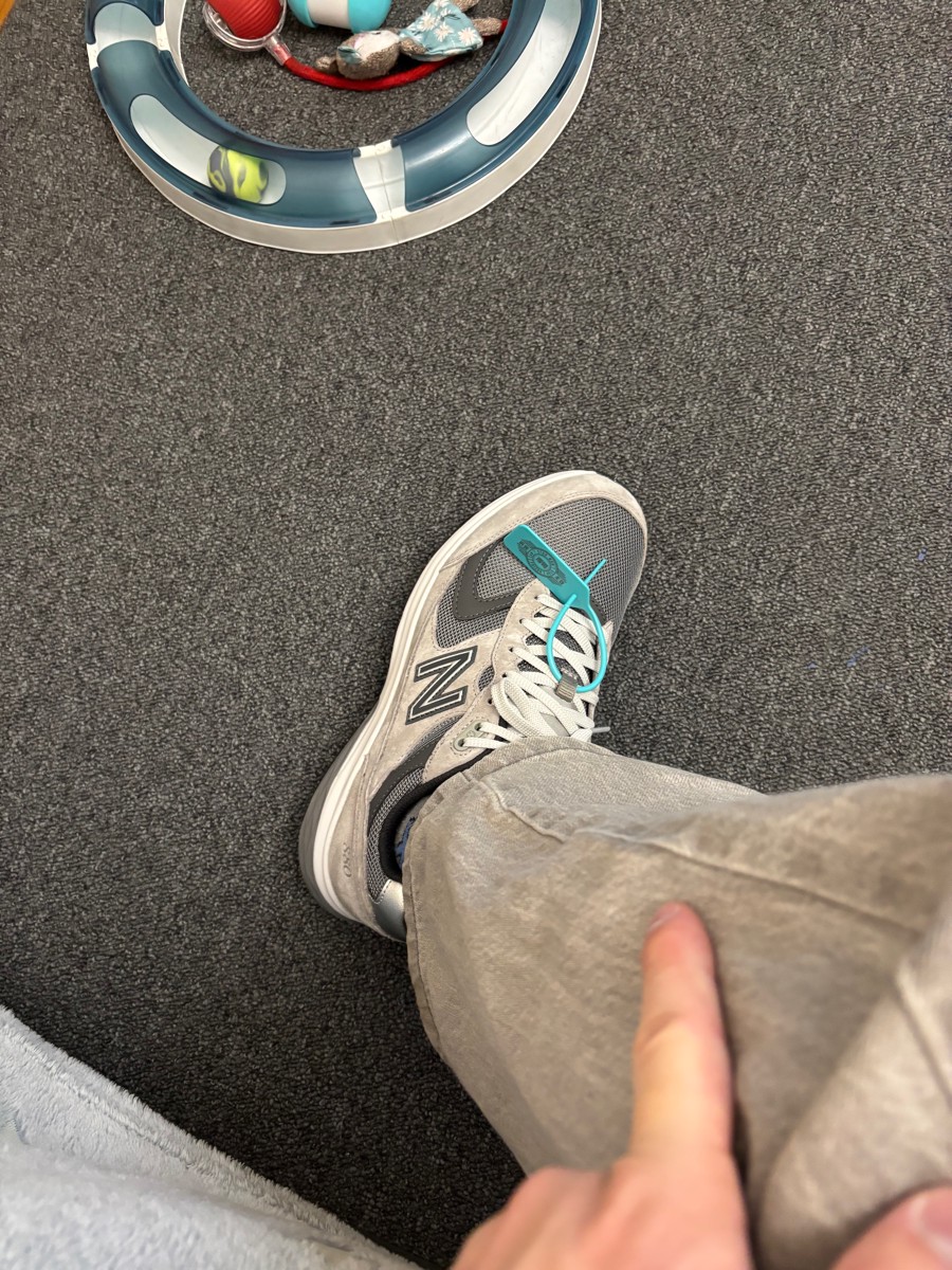 custom review-New Balance 880 Series Амортизация Износостойкий Низкий Топ Тренировочная Обувь для Бега на длинные дистанции Мужская Серого цвета