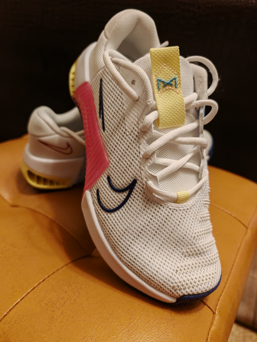 custom review-Nike Metcon 9 Амортизаторы Slip-резистентные Низкие Кроссовки для тренировок Женские Белые Красные