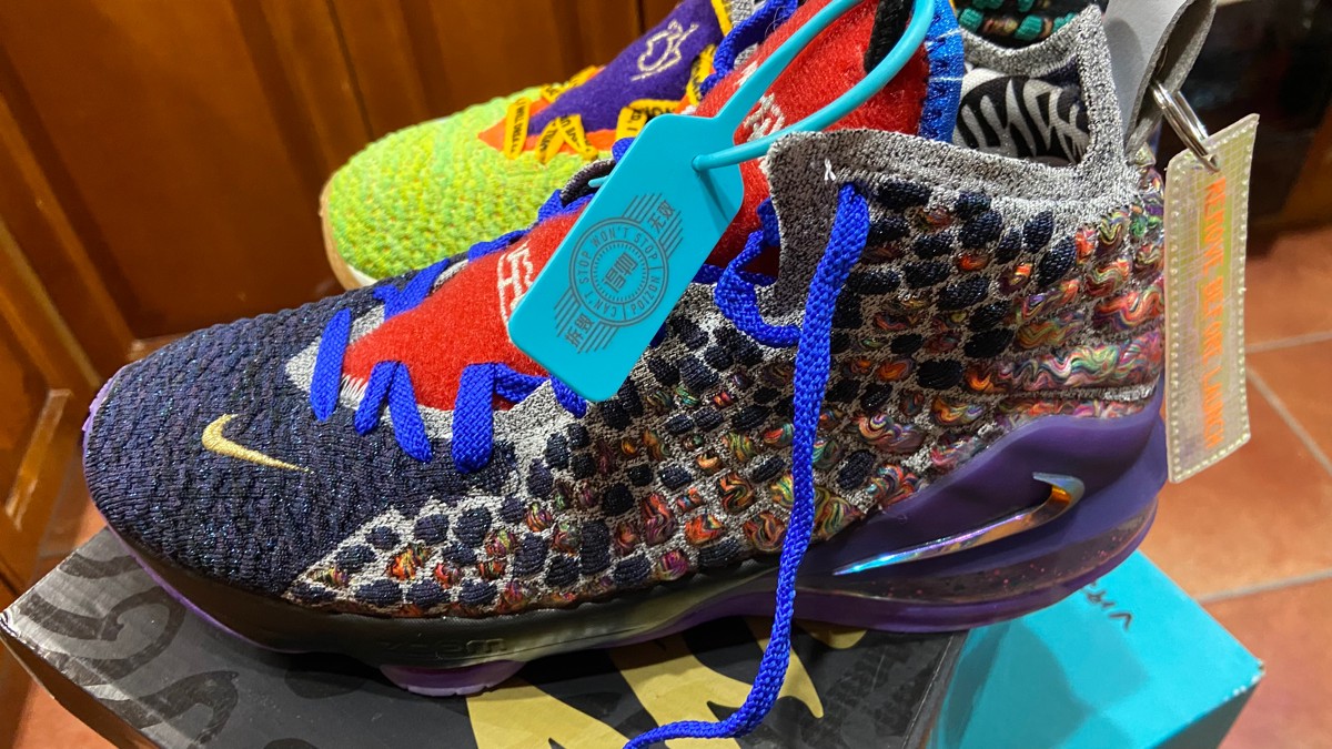 custom review-Nike Lebron 17 'What The Lebron 17 Abrasion Resistant MID Топ Детские Баскетбольные кроссовки Несовпадающие Фиолетовый Зеленый