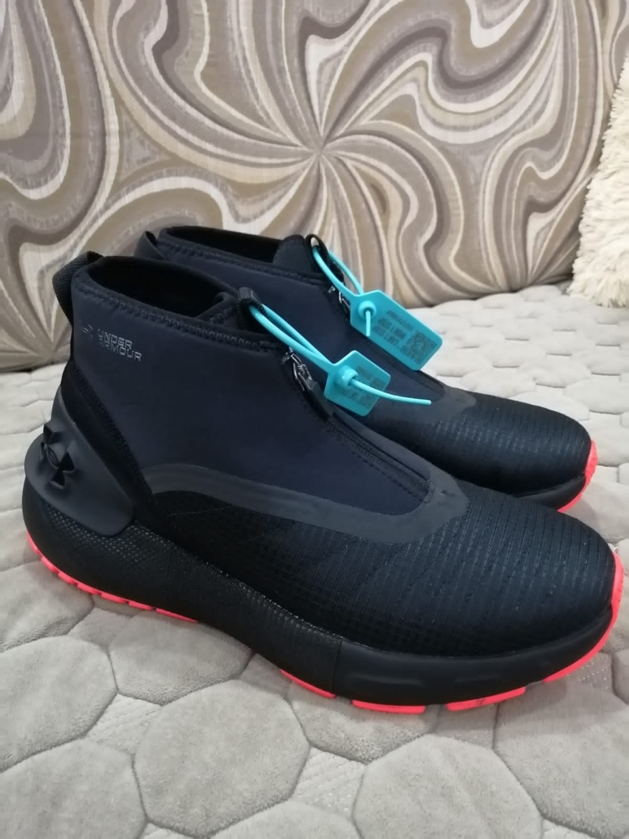 custom review-Under Armour HOVR Phantom 3 Устойчивый к истиранию Дышащий MID Беговые кроссовки Унисекс Черный