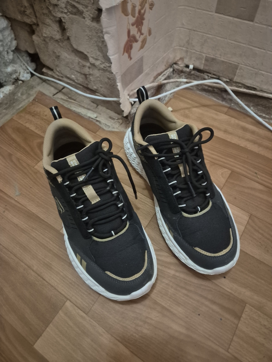 custom review-Skechers Monster Low Top Повседневные Беговые Кроссовки Мужские Черный Золото