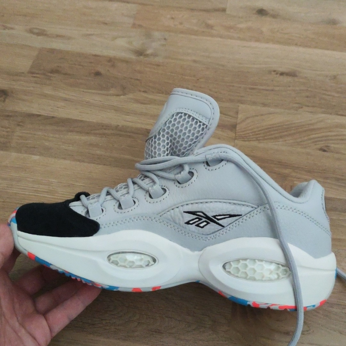 custom review-Reebok совместный бренд Question Low 'REC CENTER' Устойчивый к истиранию Дышащий Низкий Топ Винтажные баскетбольные кроссовки Унисекс Серый Черный