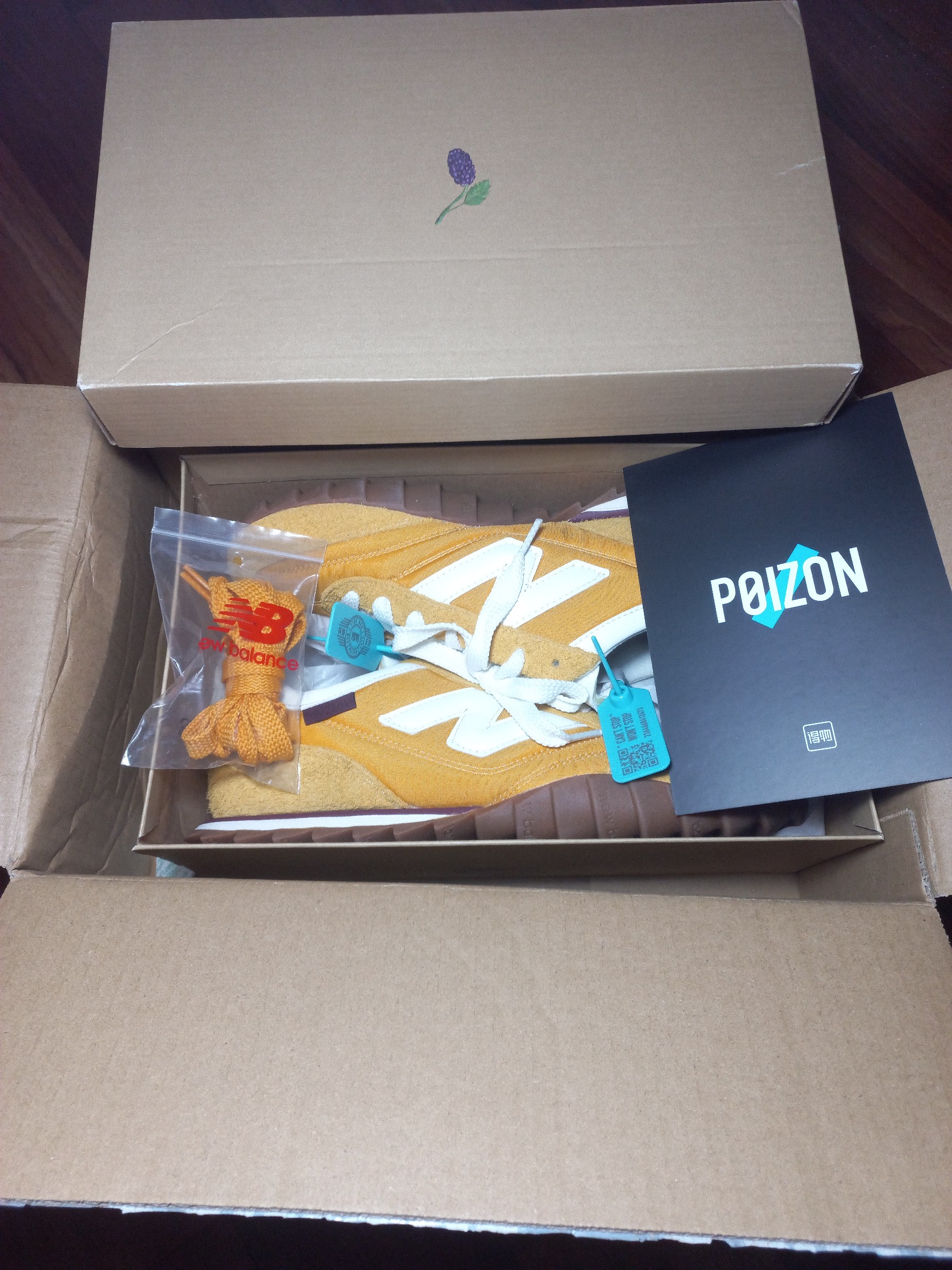 custom review-Donald Glover x New Balance RC30 'Golden Hour' Низкий топ Повседневная обувь Унисекс Темно-оранжевый