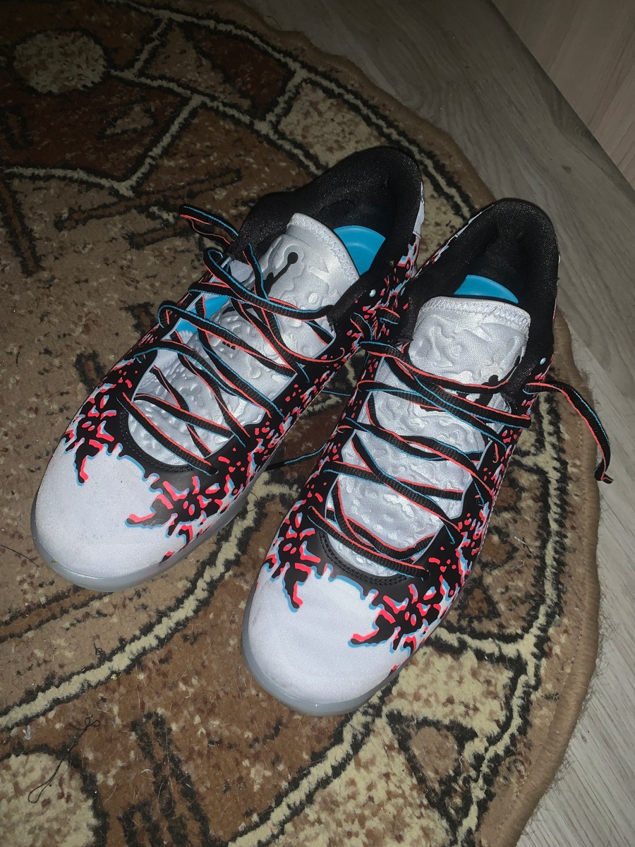 custom review-Джордан Zion 3 'Z 3D' Амортизация и Дышащий Низкий Топ Баскетбольные Кроссовки Мужские Белый Черный Красный Азиатская Версия