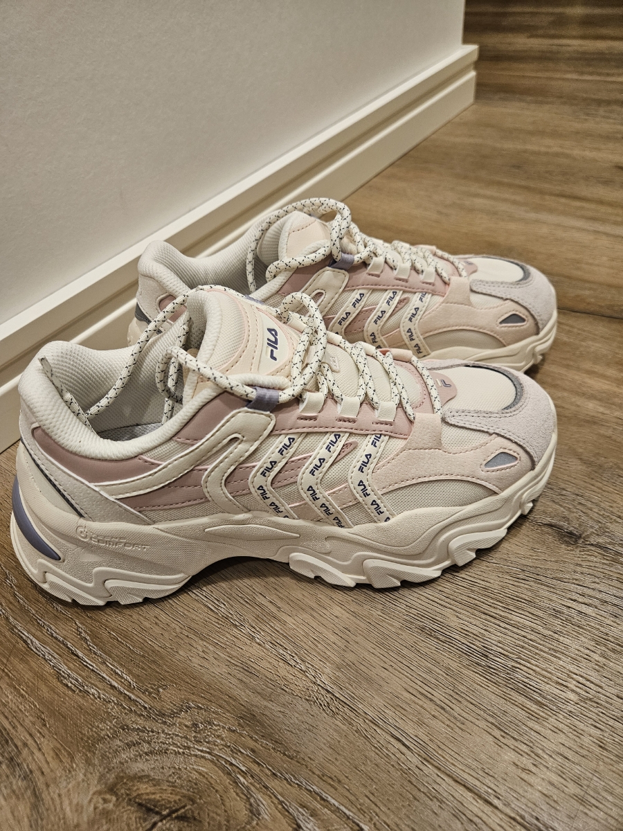 custom review-FILA SOFIA 2 Амортизация и Устойчивость к Износу Покрытие Низкий Топ Кроссовки с Носками Женские Розовые Белые