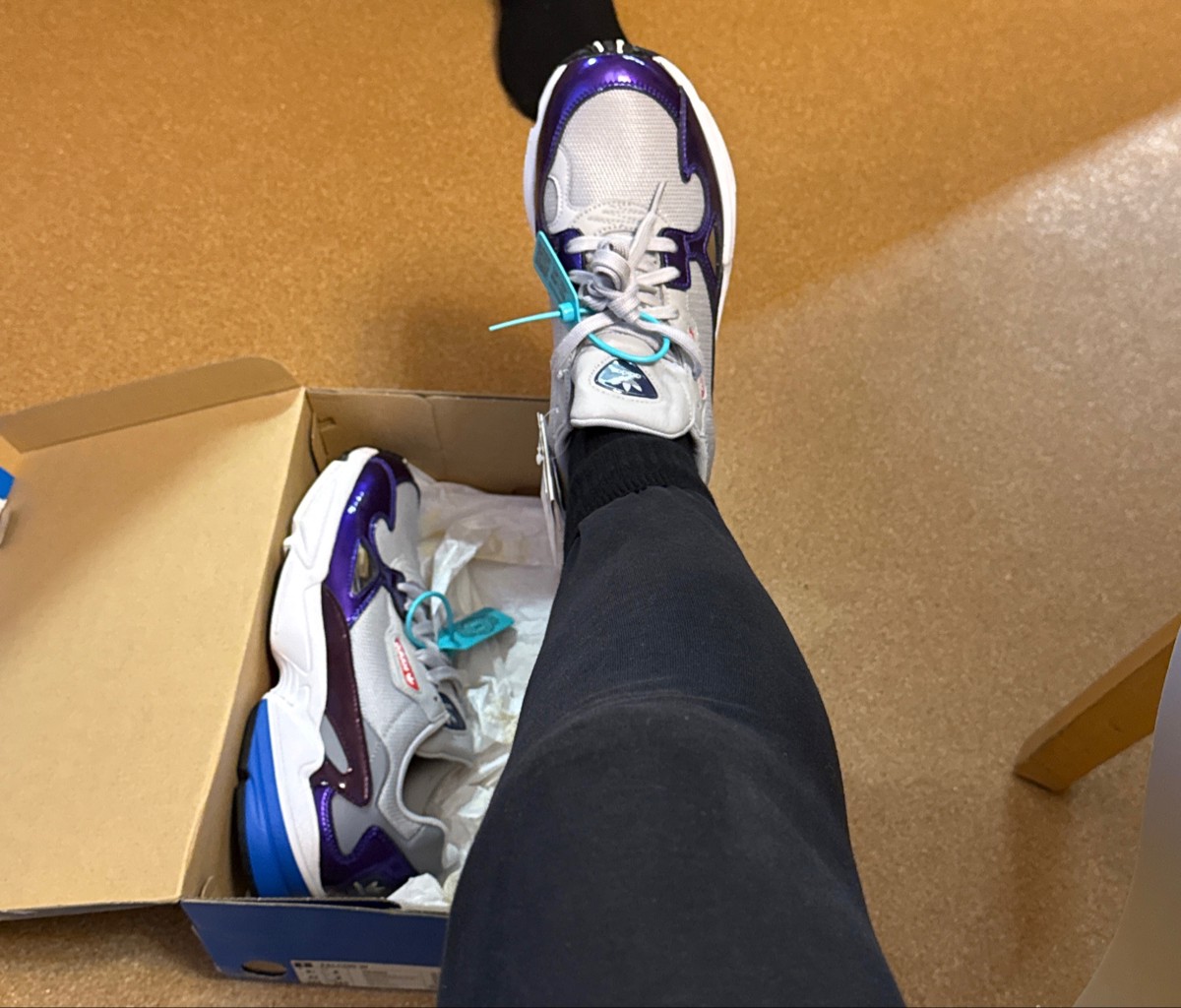 custom review-Adidas Originals Falcon Non Slip Легкий Низкий Топ Толстая Подошва Кроссовки Женские Фиолетовый Серый