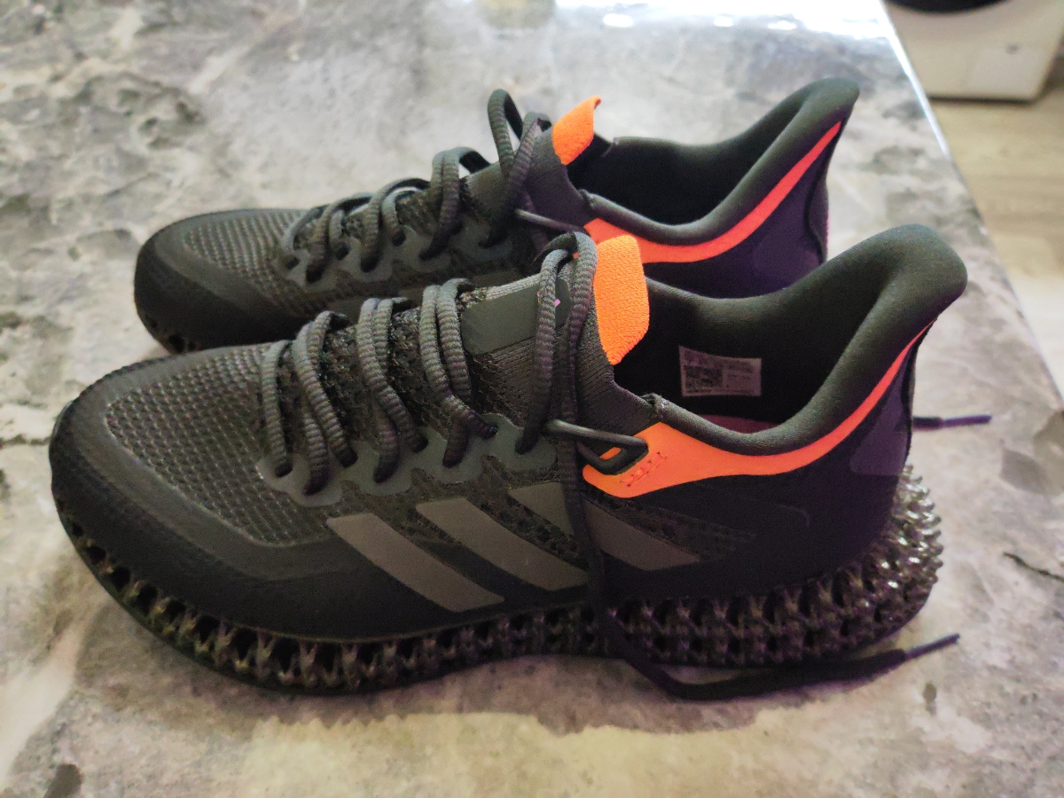 custom review-Adidas 4D FWD 2 Low Топ Повседневные Беговые Кроссовки Мужские Черные и Оранжевые