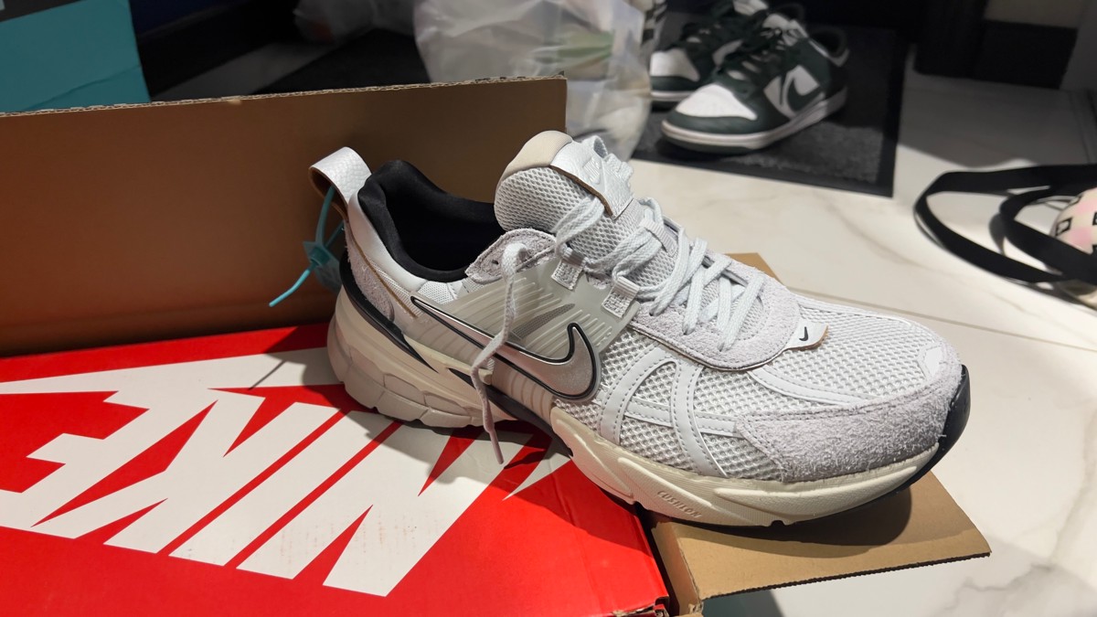 custom review-Nike V2K Run Амортизация Низкий Топ Повседневный Городской Коммутирование Беговые кроссовки Женские Розовый