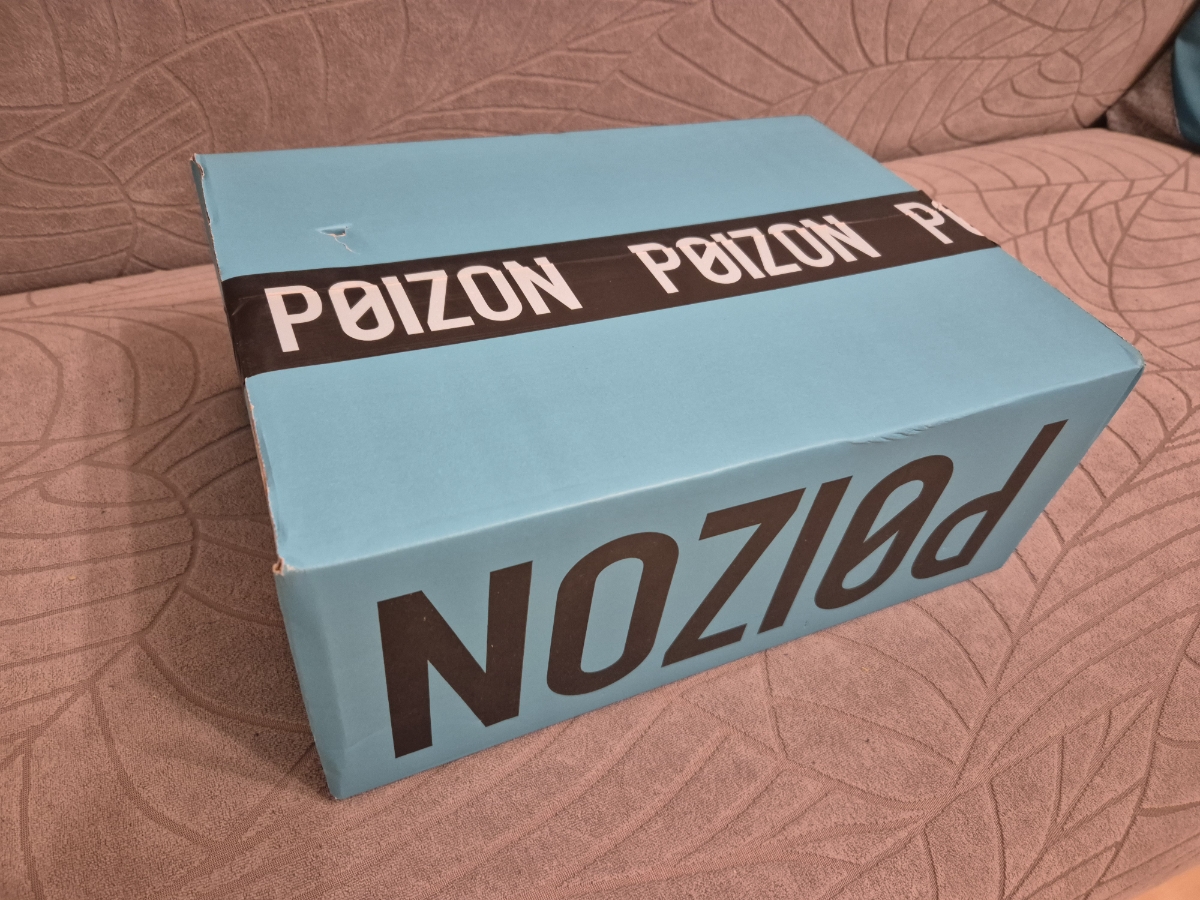 custom review-New Balance FuelCell Rebel V4 Беговые кроссовки Низкий топ Асфальт Серый Черный Женский