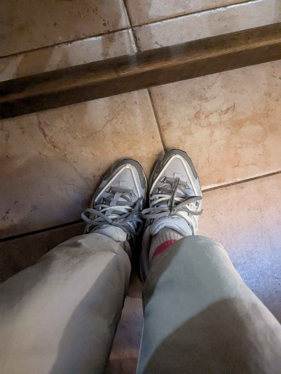 custom review-ASICS Gel Kahana TR v2 Беговые кроссовки Низкий верх Светло-серый Унисекс