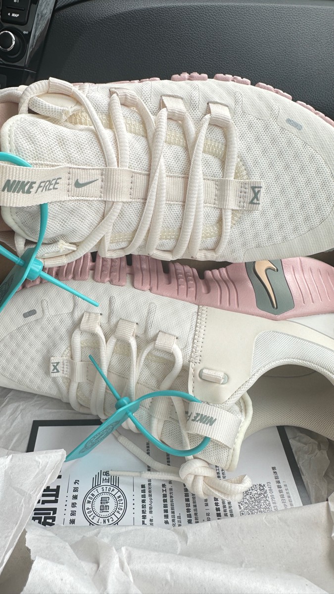 custom review-Nike Free Metcon 5 Low Топ Кроссовки для тренировок Женские Бежево-розовый