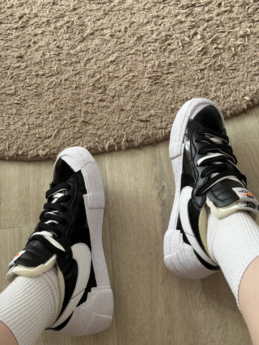 custom review-Sacai совместный бренд x Nike Blazer Черный Лакированная кожа Низкие кеды для скейтбординга Унисекс Черный Белый