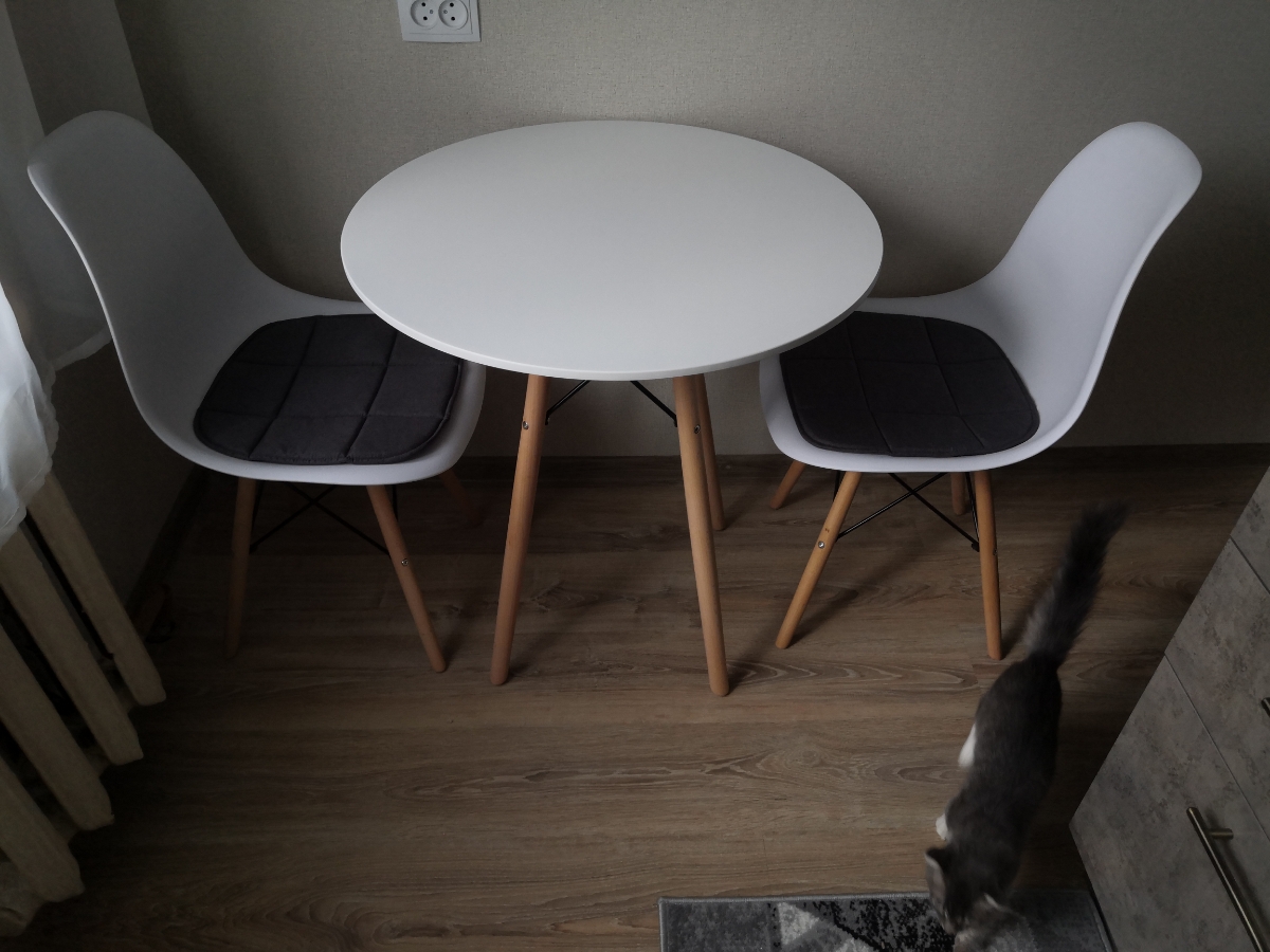 Стул stool market eames style superior белый