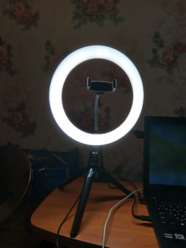 Кольцевая лампа AMAI LED 26 см, 21 Вт со штативом 210 см, настольным ...