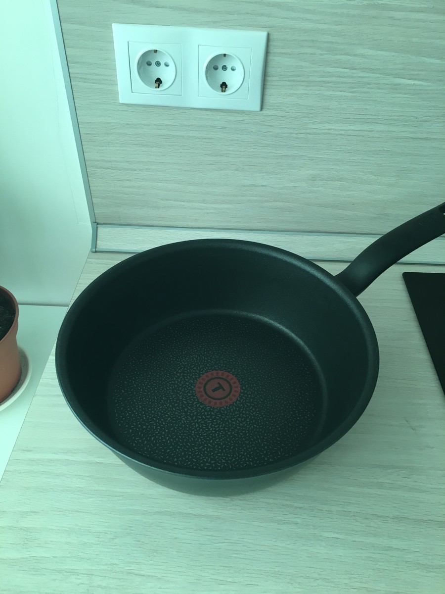 Tefal black stone 26. Мультисковорода Tefal hard Titanium+ c6928502, 26см, без крышки, черный. TM 6033 Titanium c4. Сковорода Tefal hard Titanium+ 26 см. Сковорода Tefal hard Titanium+ 24 см.