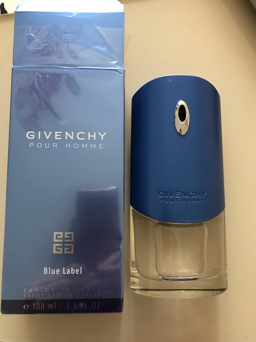 Givenchy blue label pour