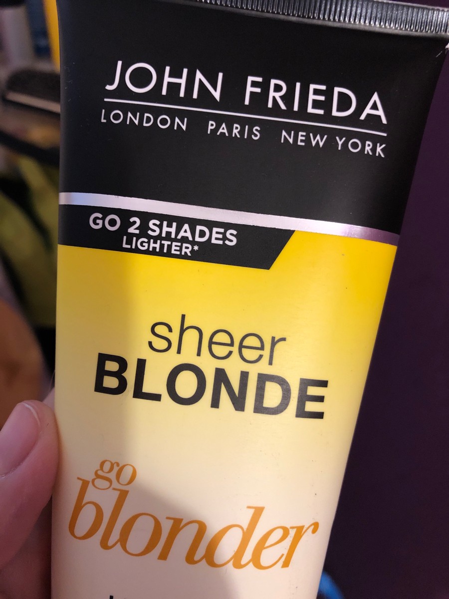 Sheer blonde go. John Frieda Sheer blonde. Осветляющий шампунь. John Frieda набор Sheer blonde go blonder "осветление" шампунь осветляющий для волос и кондиционер осветляющий для. Go blonde отзывы.