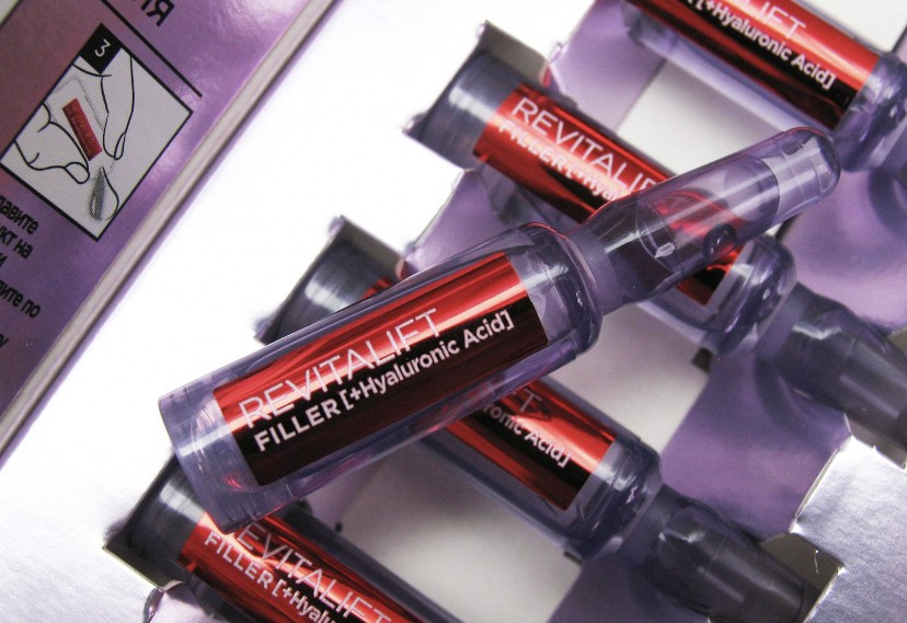 Influence glow injection свотчи. Loreal Revitalift ампулы. Ампулы лореаль для лица. Ампулы лореаль гликолевая кислота. Лореаль уколы для лица с гиалуроновой.