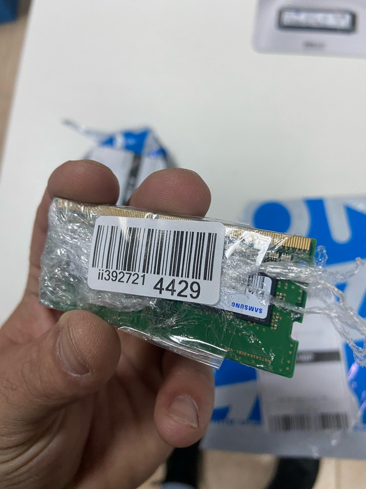 Samsung m471a1k43eb1 cwe. Samsung m471a1k43eb1 cwe