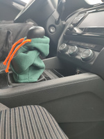 Чехол на рычаг переключения передач в форме худи (толстовка на КПП), зеленый цвет с оранжевым шнурком, размер S #5, Роман С.