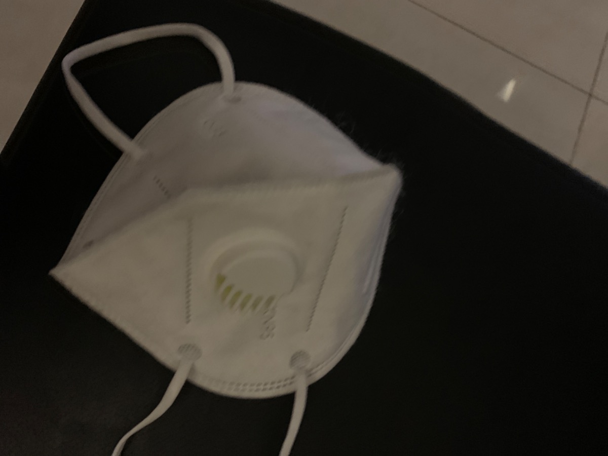 Для женщин большие маски на подбородке