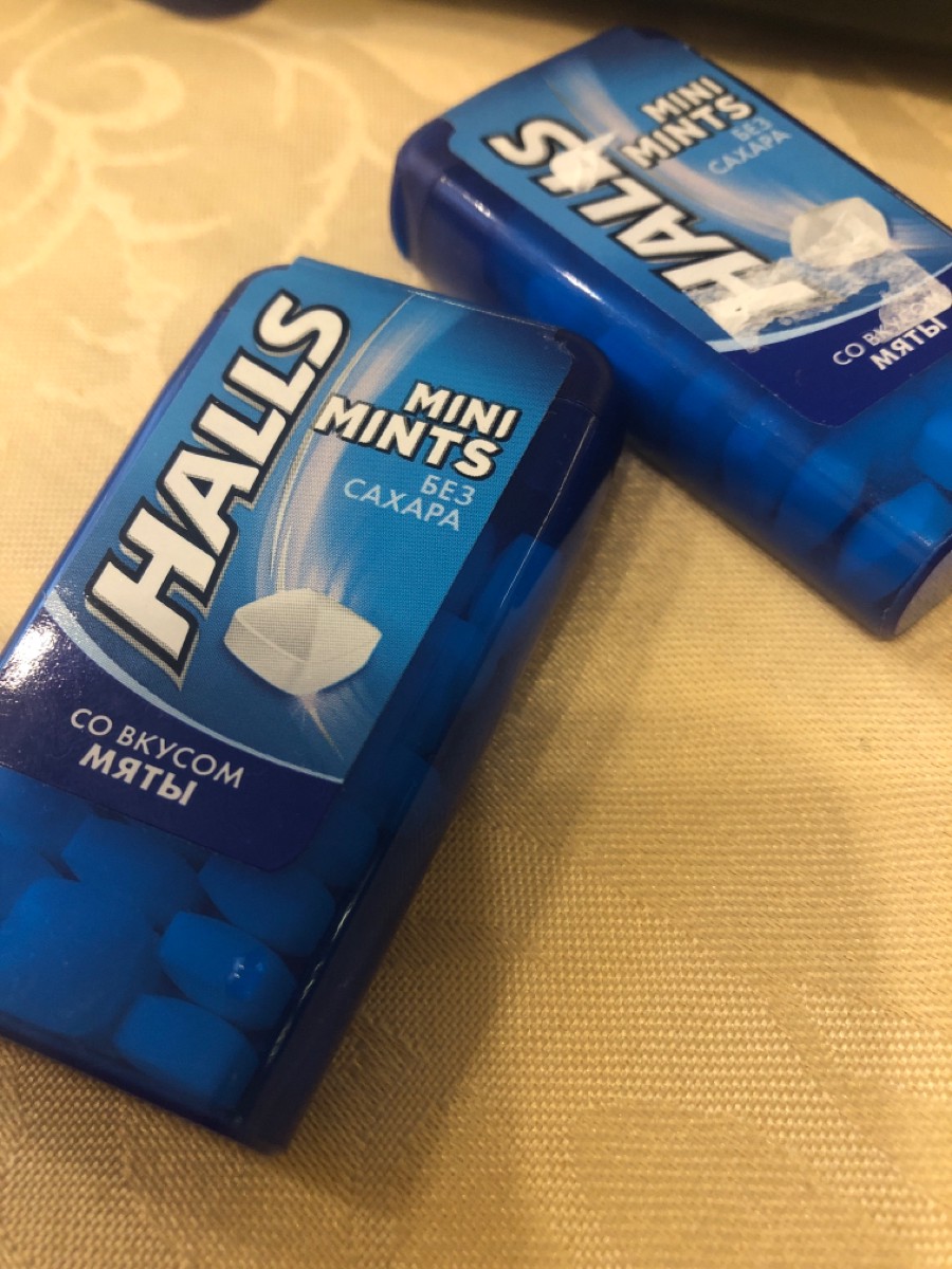 Halls mini mints мята. Halls mini mints png.