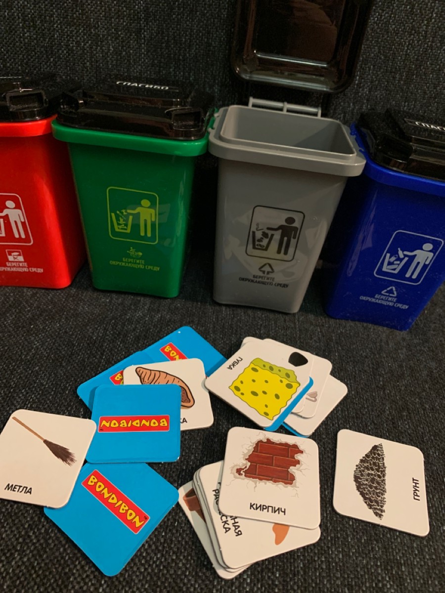 Сортировщик для малышей. Игры с геометрическими фигурами. Игра сортировщик для дошкольников. Игра сортировка. Цветные игры.